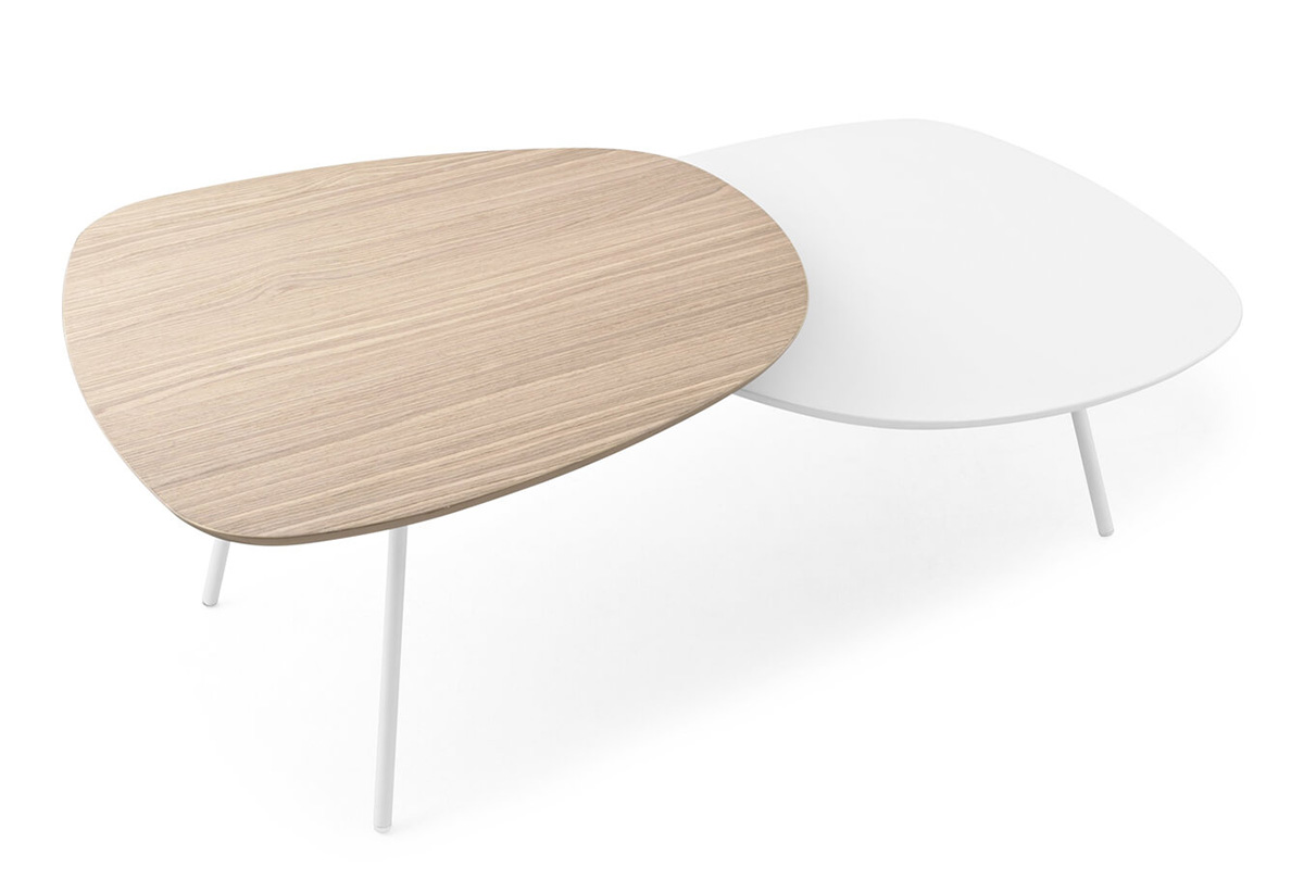 Tweet by simplysofas.in