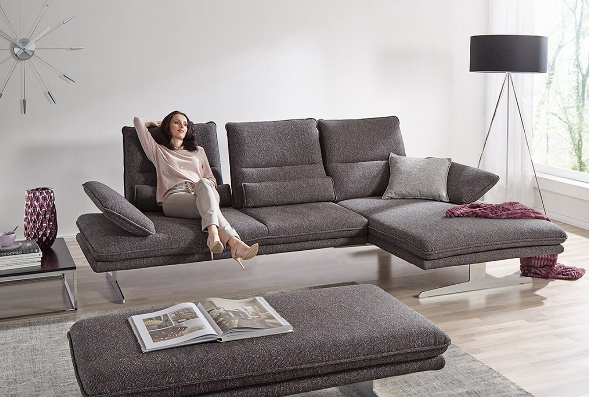 Broadway-sofa by simplysofas.in