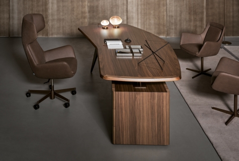 Diver by simplysofas.in