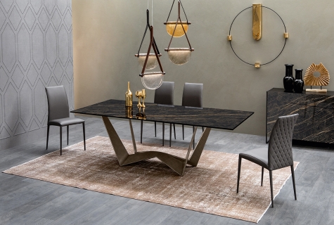 Reverse-dining-table by simplysofas.in